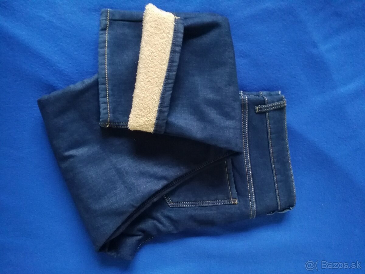 Predam nove zateplene džinsy. - 2