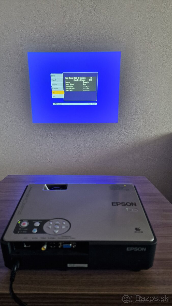 Projektor Epson EMP-750 + kufrík, manuál, káble - 2