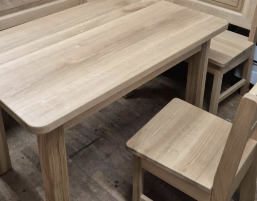 Masívny Stôl a stoličky - 2