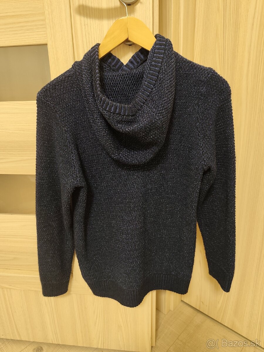 Chlapčenský sveter, veľ 152 - 2
