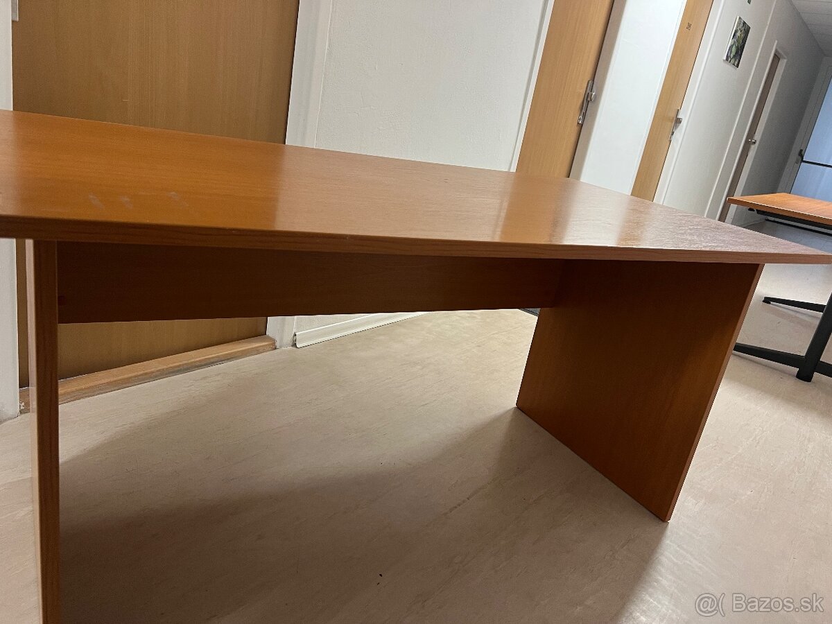 Predám kancelársky stôl 150cm x 80 cm - 2