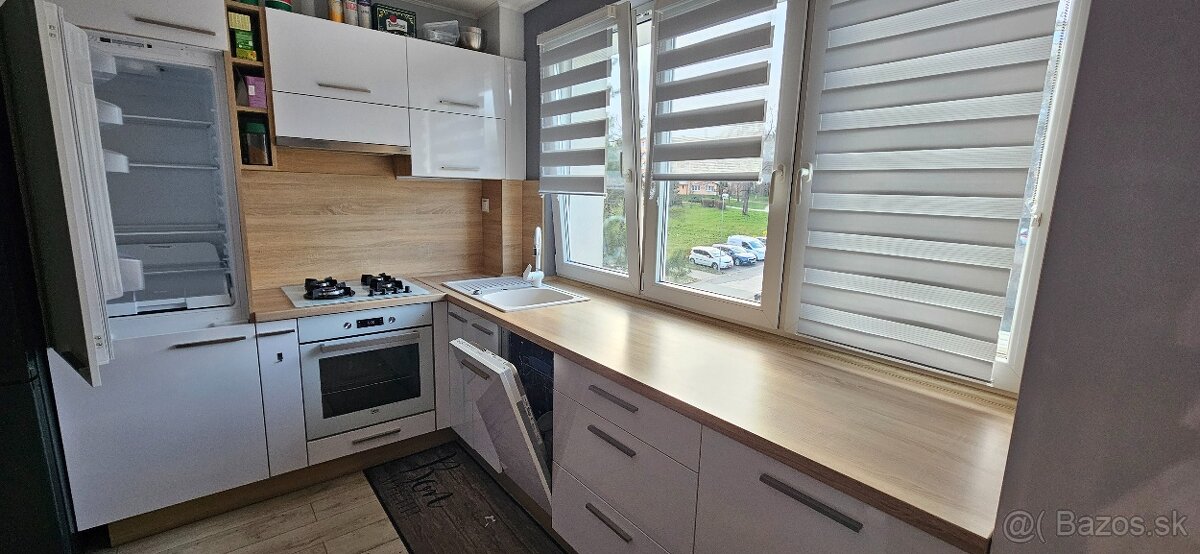 Predam kuchynsku linku. - 2