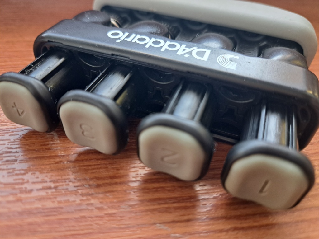 D'Addario Practice Grip Instrumental Hand Exercise - 2