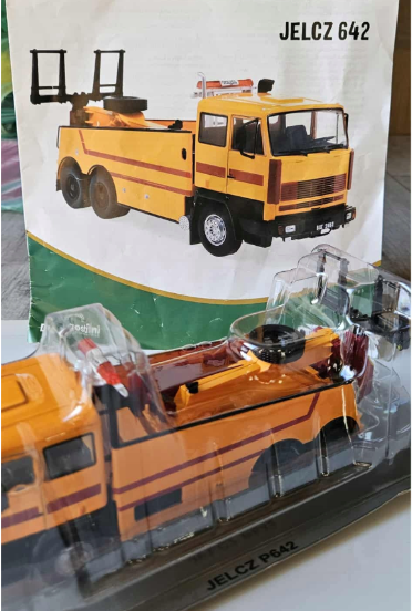 JELCZ P642 Holownik 1:43 - 2