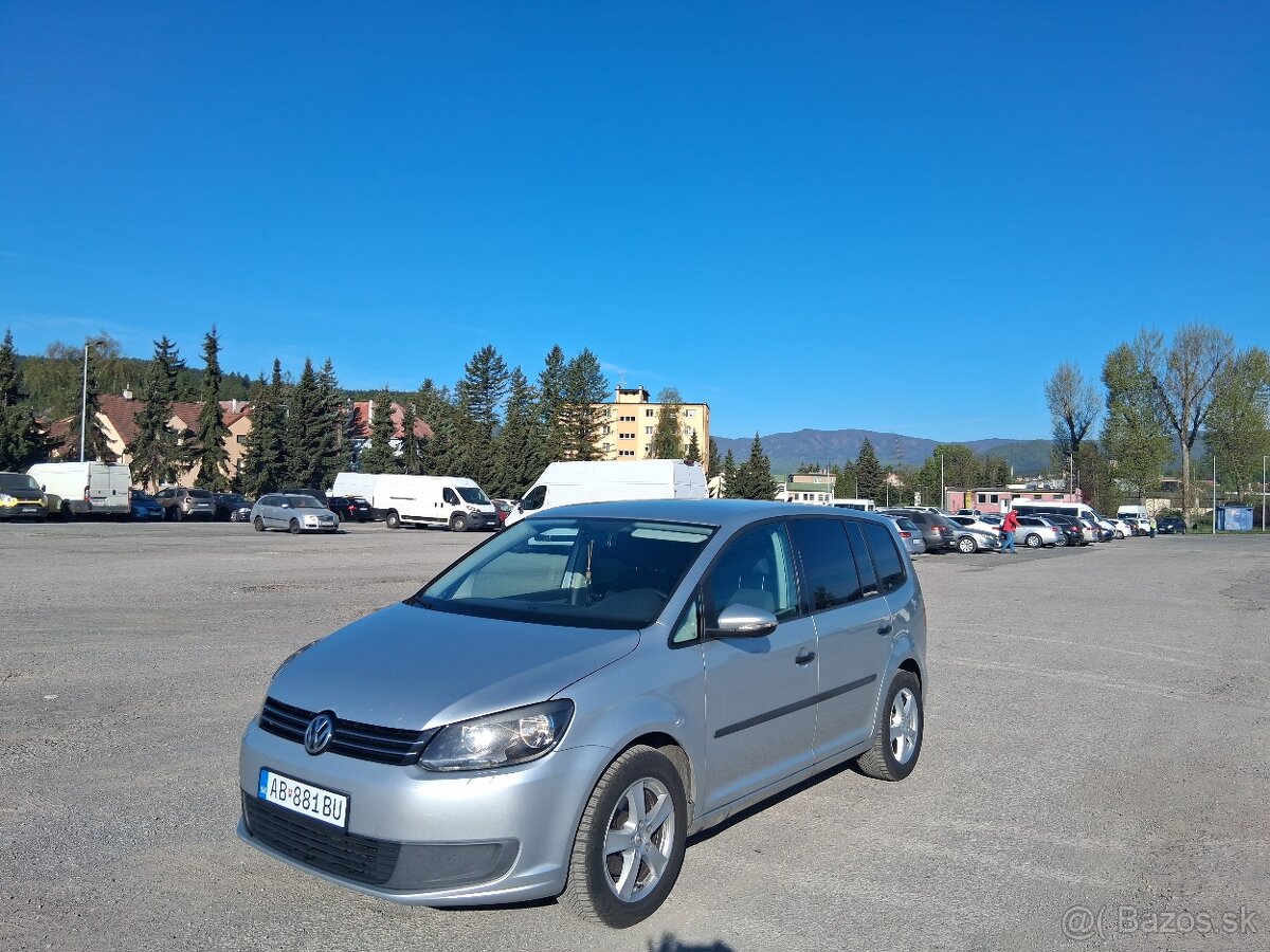 Predam volkswagen touran 1.6tdi - 2