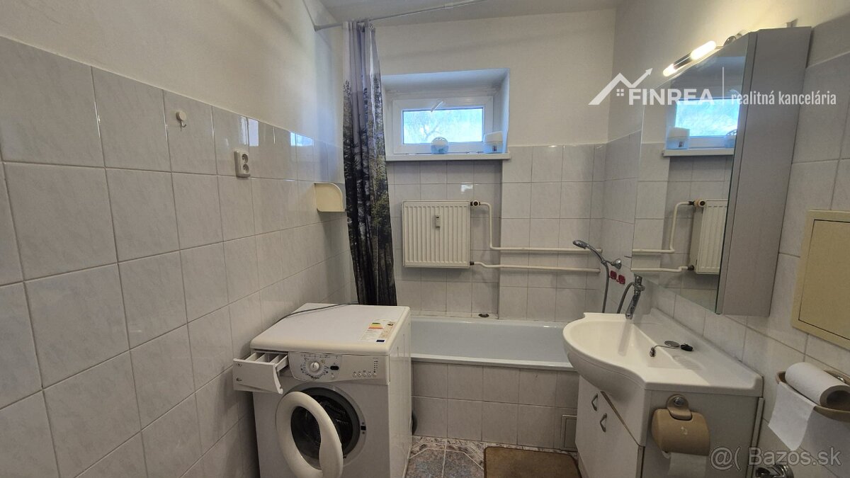 Rent an apartment in Martin - 2