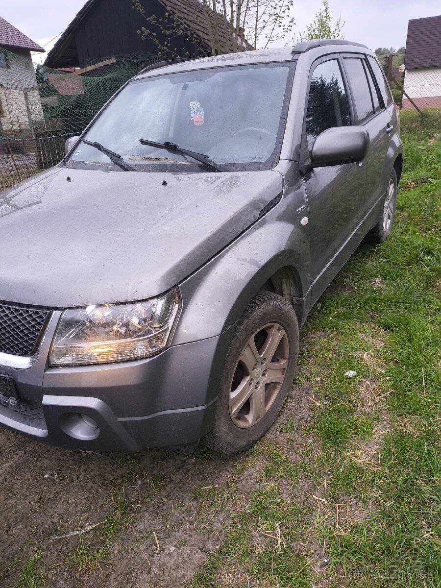 Rozpredám Suzuki Grand Vitara 2 - 2