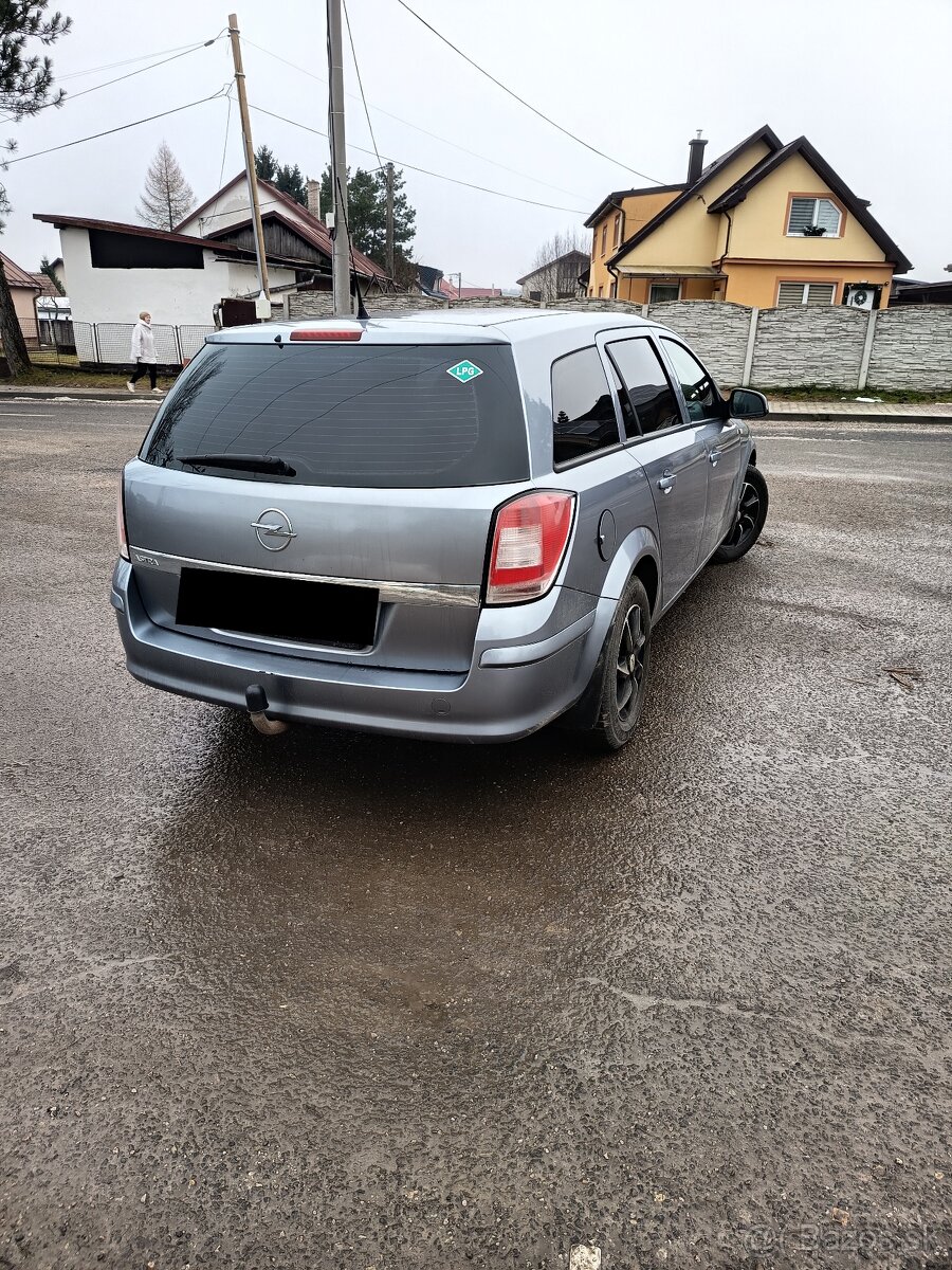 Predám Opel Astra H 1.6 85 kW LPG, rok 2011. - 2