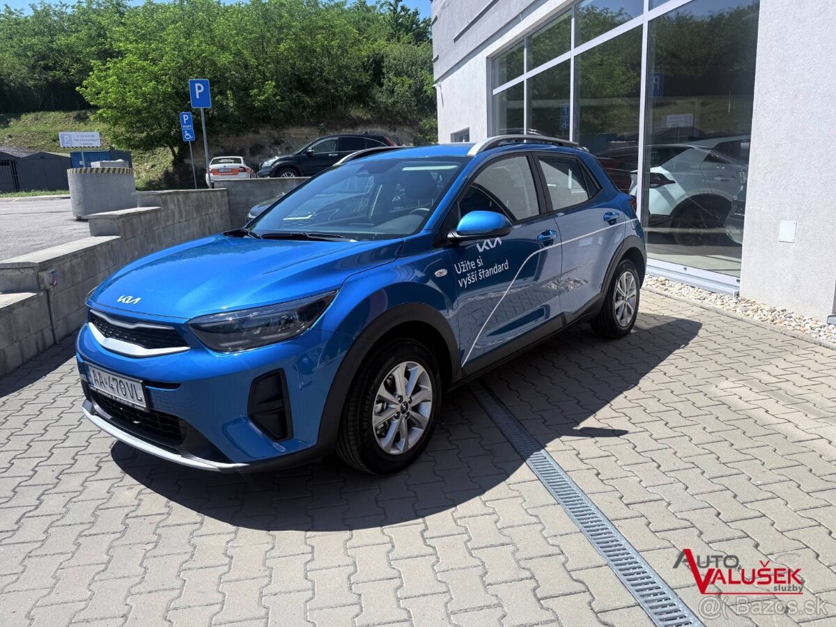 Kia Stonic 1.2 DPi, manuál, Silver + Silver Pack - 2