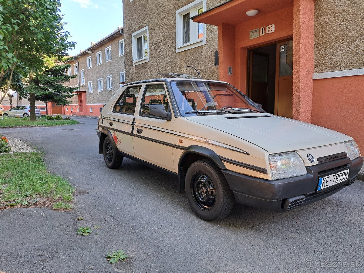 Škoda favorit 136L prvomodel - 2