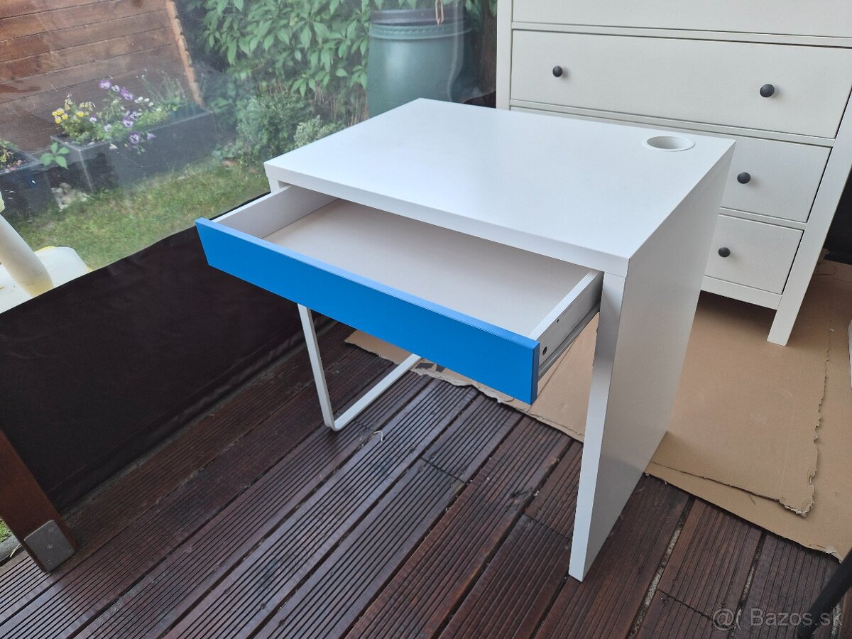 Ikea stôl Micke - 2