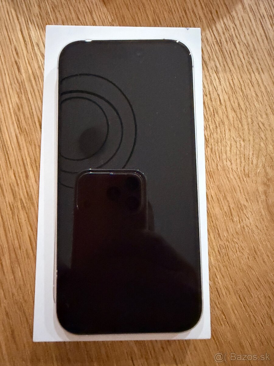iPhone 16 256GB - 2