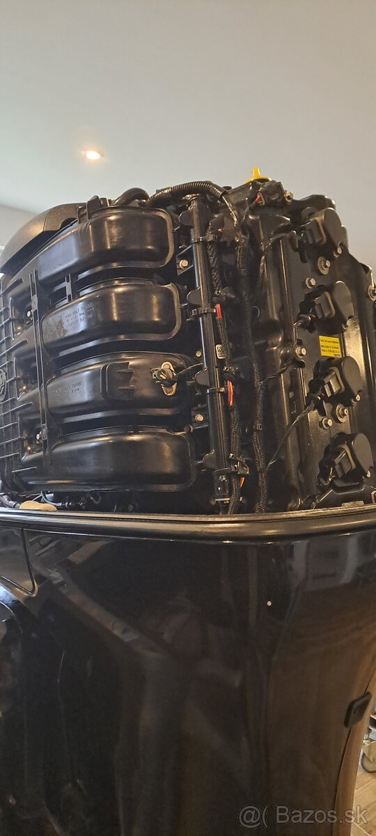 Lodný motor Mercury 115hp, EFI - 2