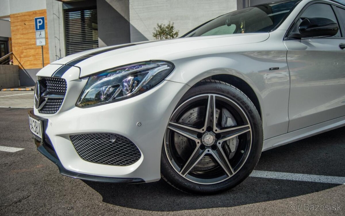 Mercedes-Benz C450 AMG - 2