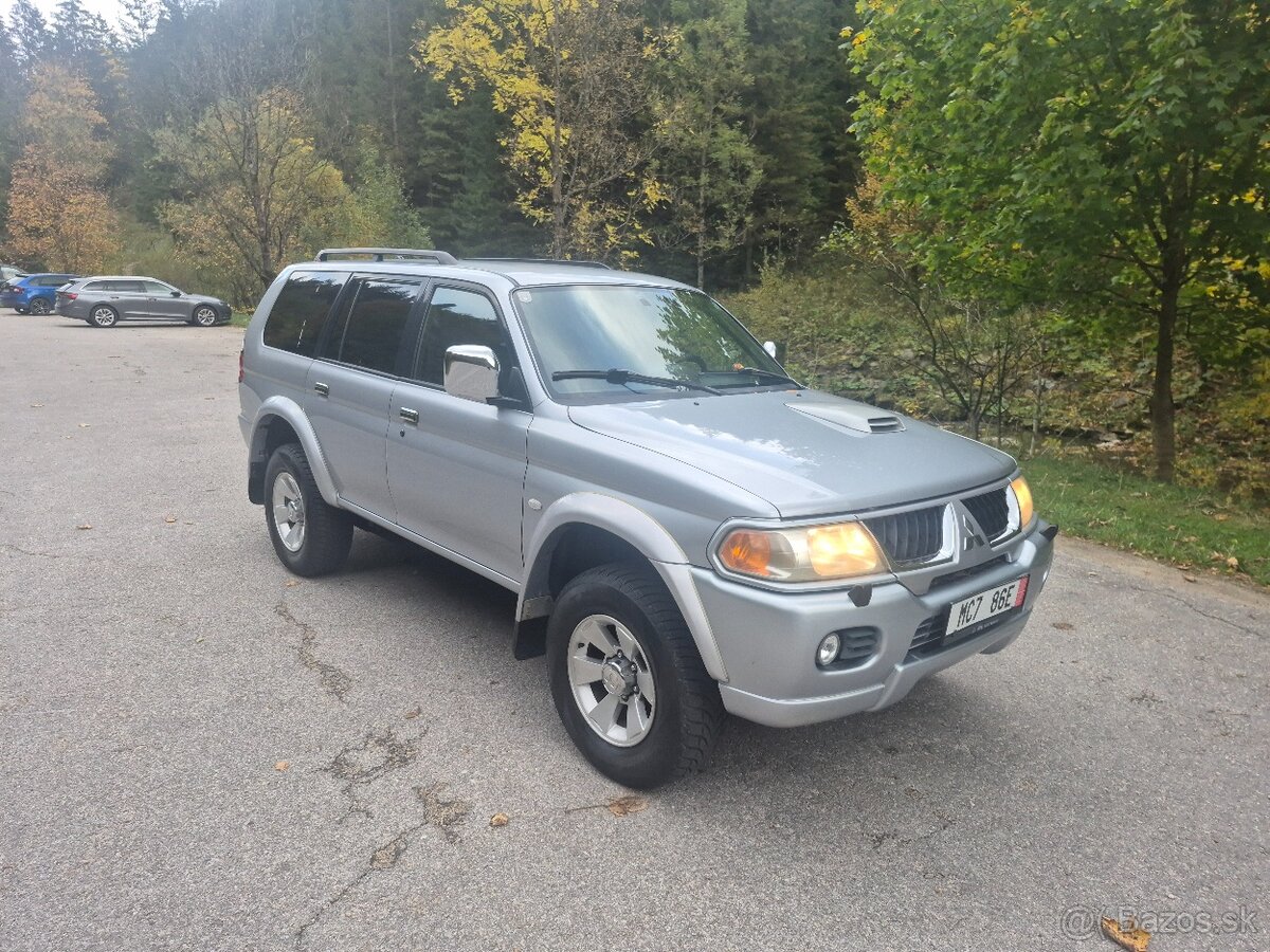Pajero sport - 2
