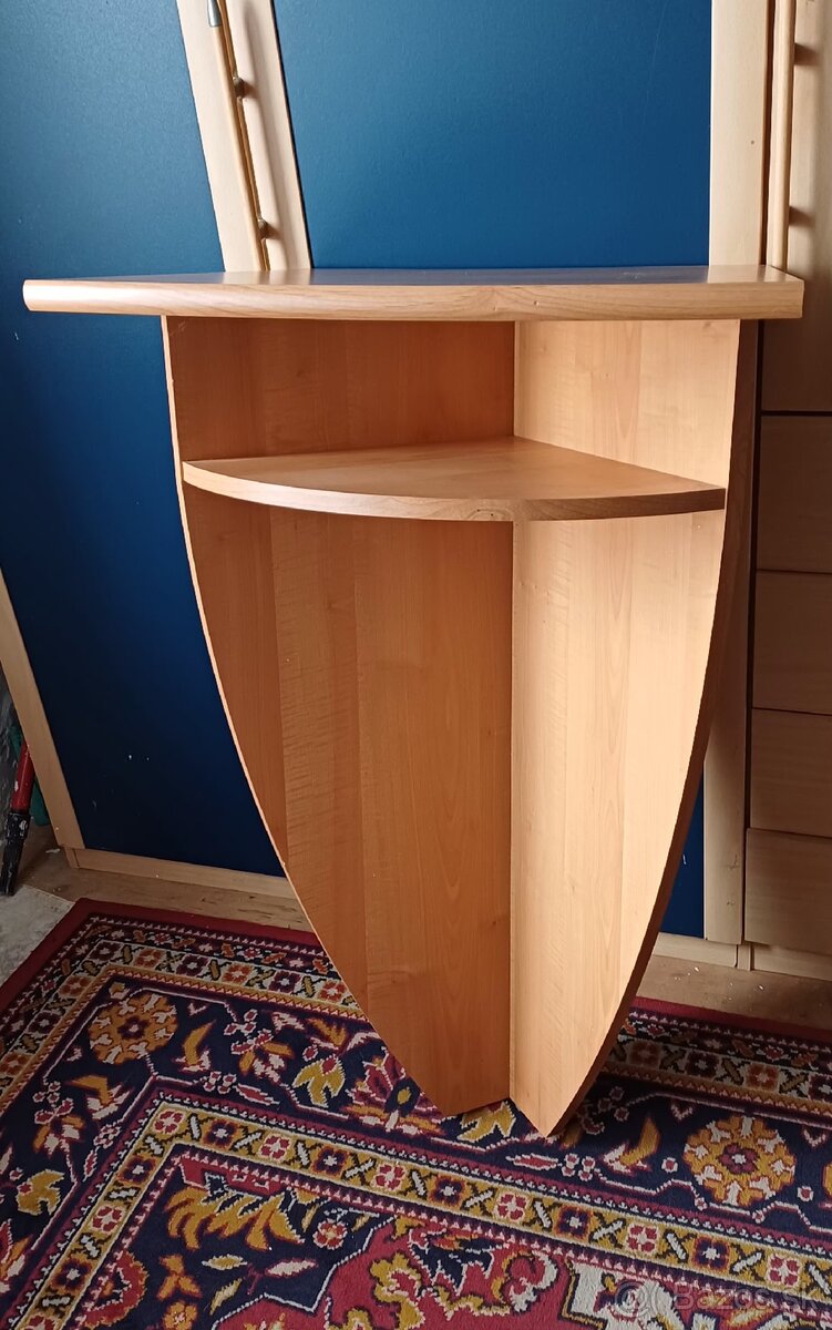 Odkladací stolík - 2