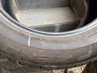 Pirelly R20 - 2