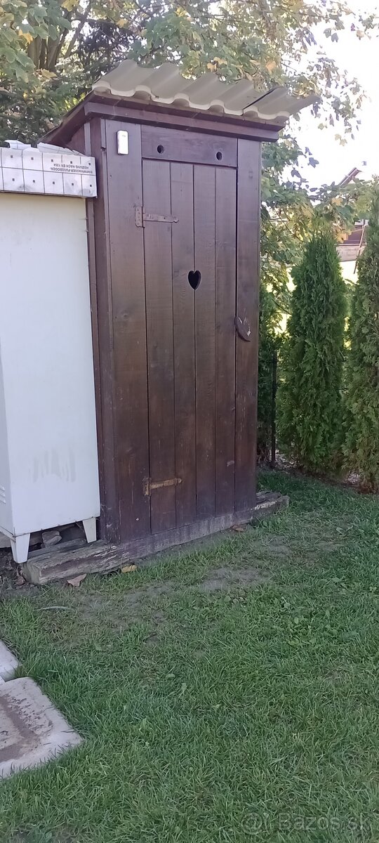 Predám drevený záchod - 2