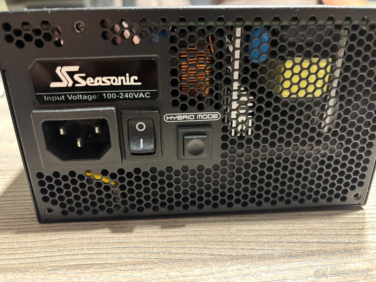 PC Zdroj - Seasonic Focus GX-550W - 2