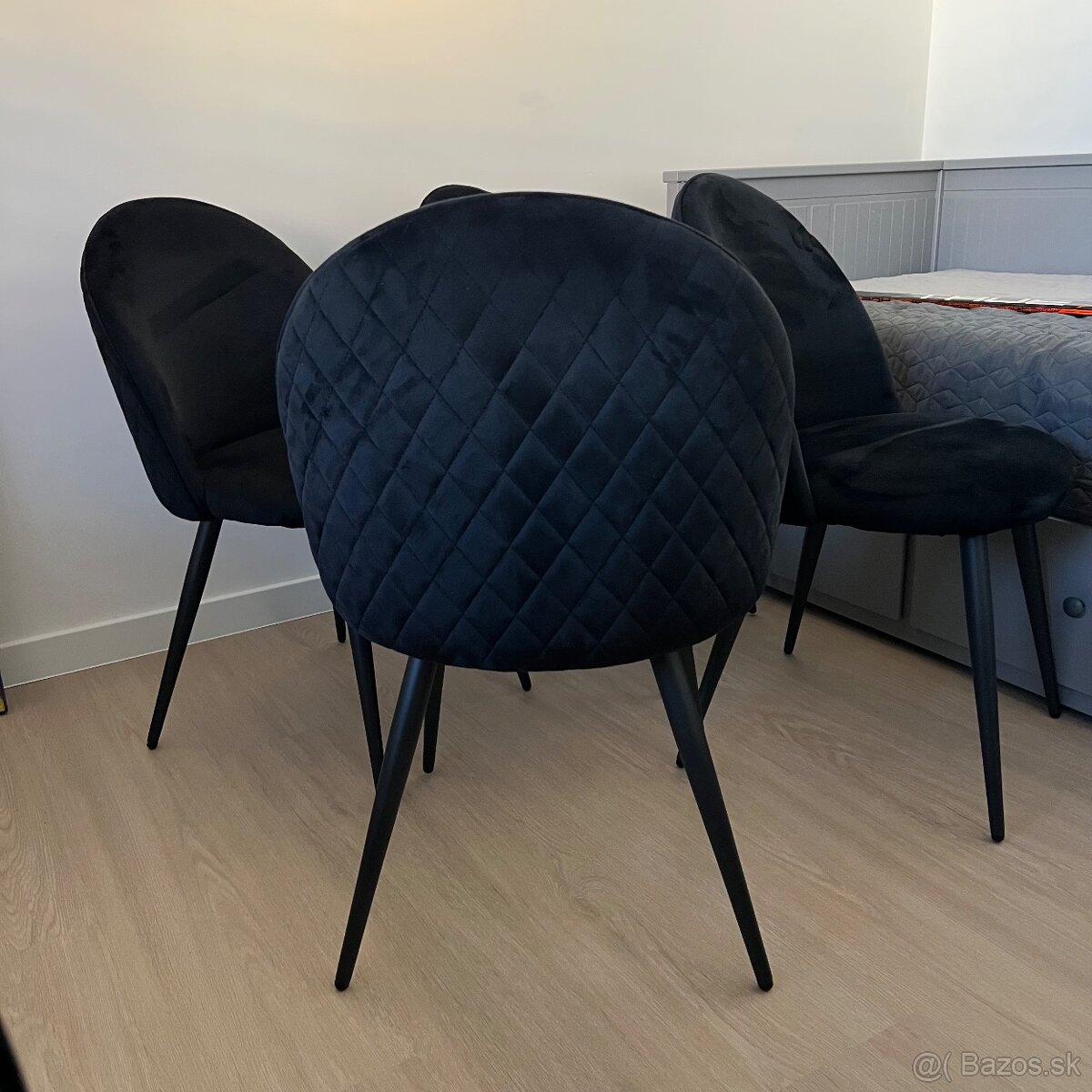 Čierne jedálenské stoličky 4/2ks - 2
