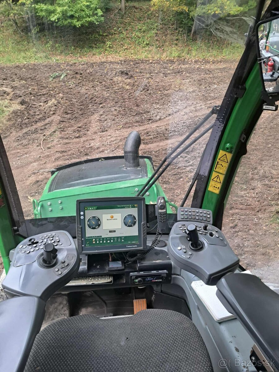 John deere 1210e - 2