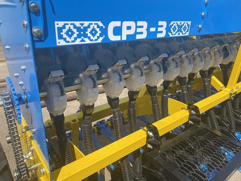 Mechanický sejací stroj Remsintez SRZ - 2