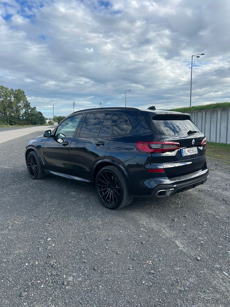 BMW X5 XDrive M50d A/T Individual Laser masáž Softclose - 2