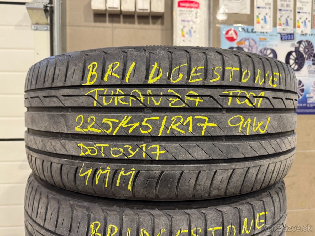 R17 225/45 Bridgestone Turanza T001 91W 4x4MM DOT0317 - 2