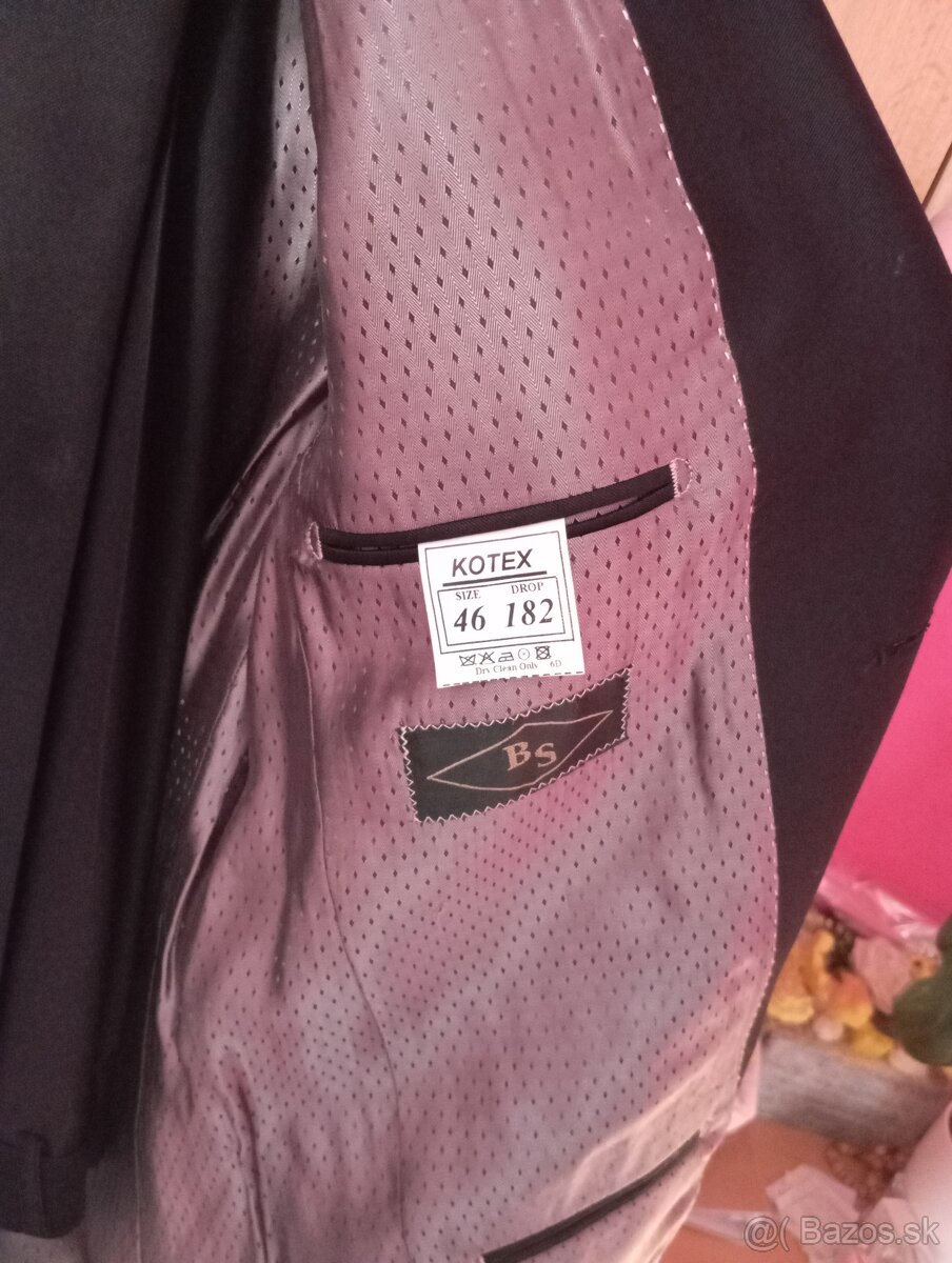 Predám čierny pánsky oblek veľkosť 182/46 - 2