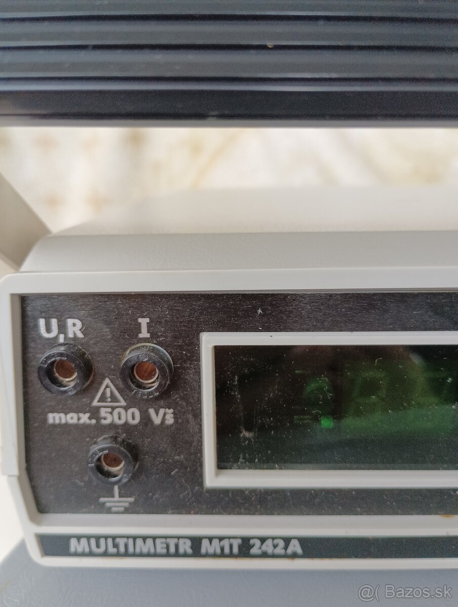 Retro číslicový multimeter M1T 242A - 2