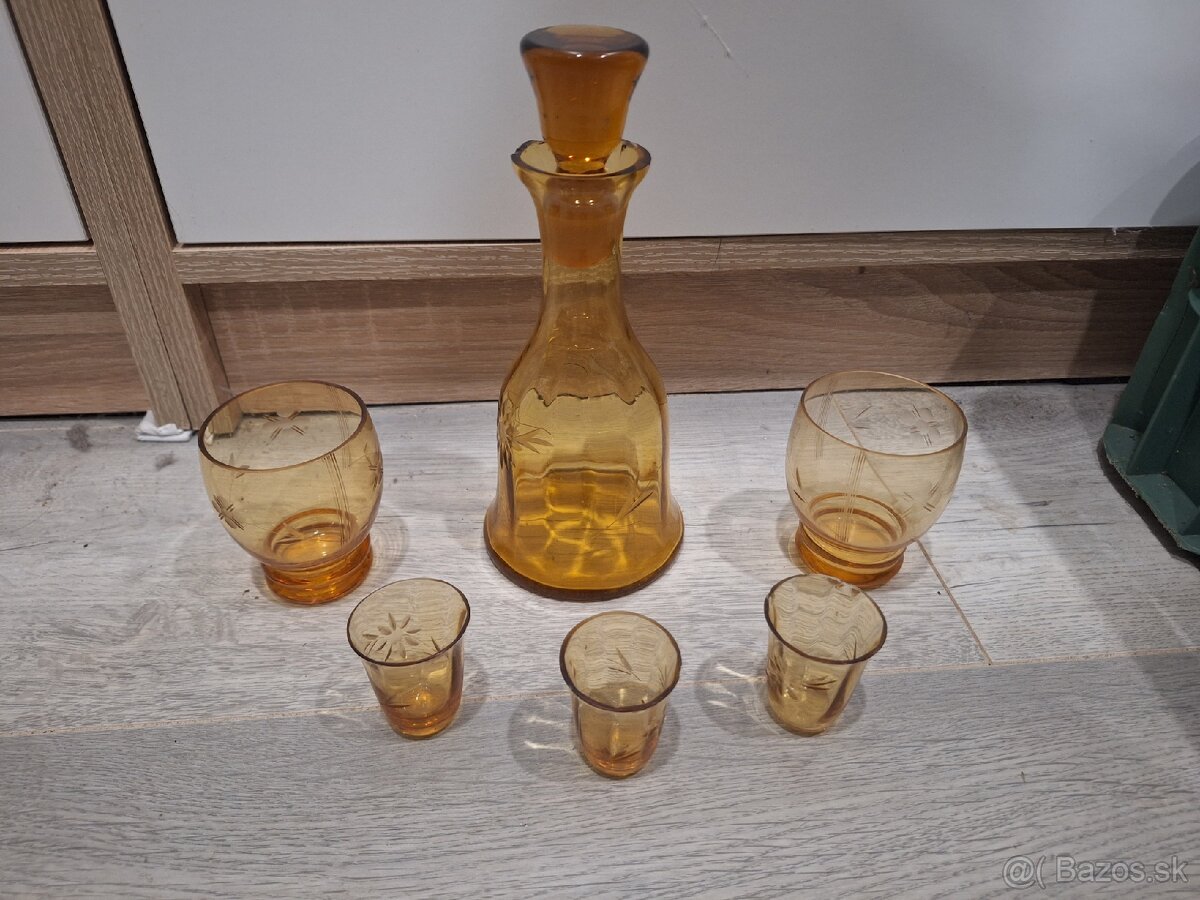 Karafa + poháre z ambrového skla - 2