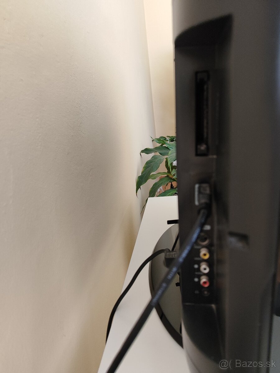 Samsung Televízor - 2