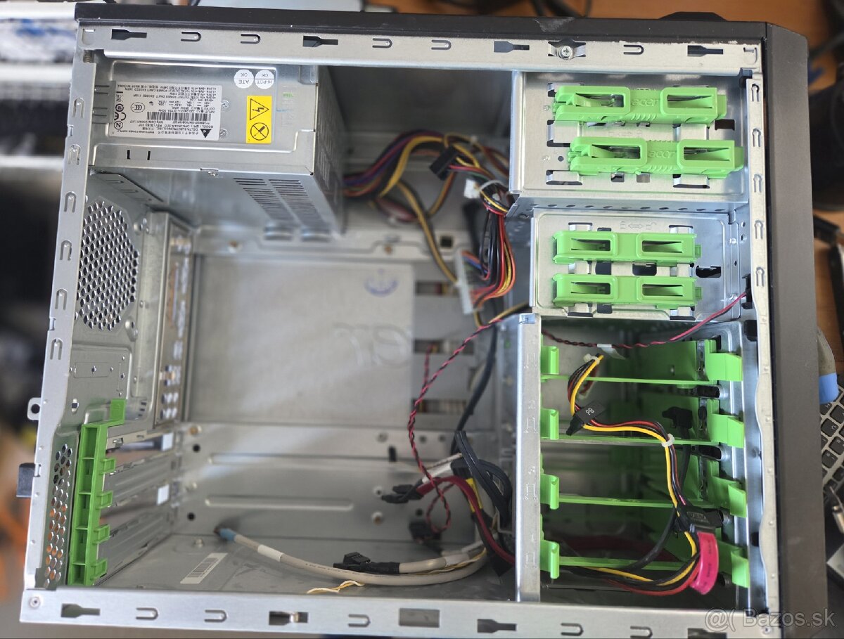 Kvalitná pevná atx - 2