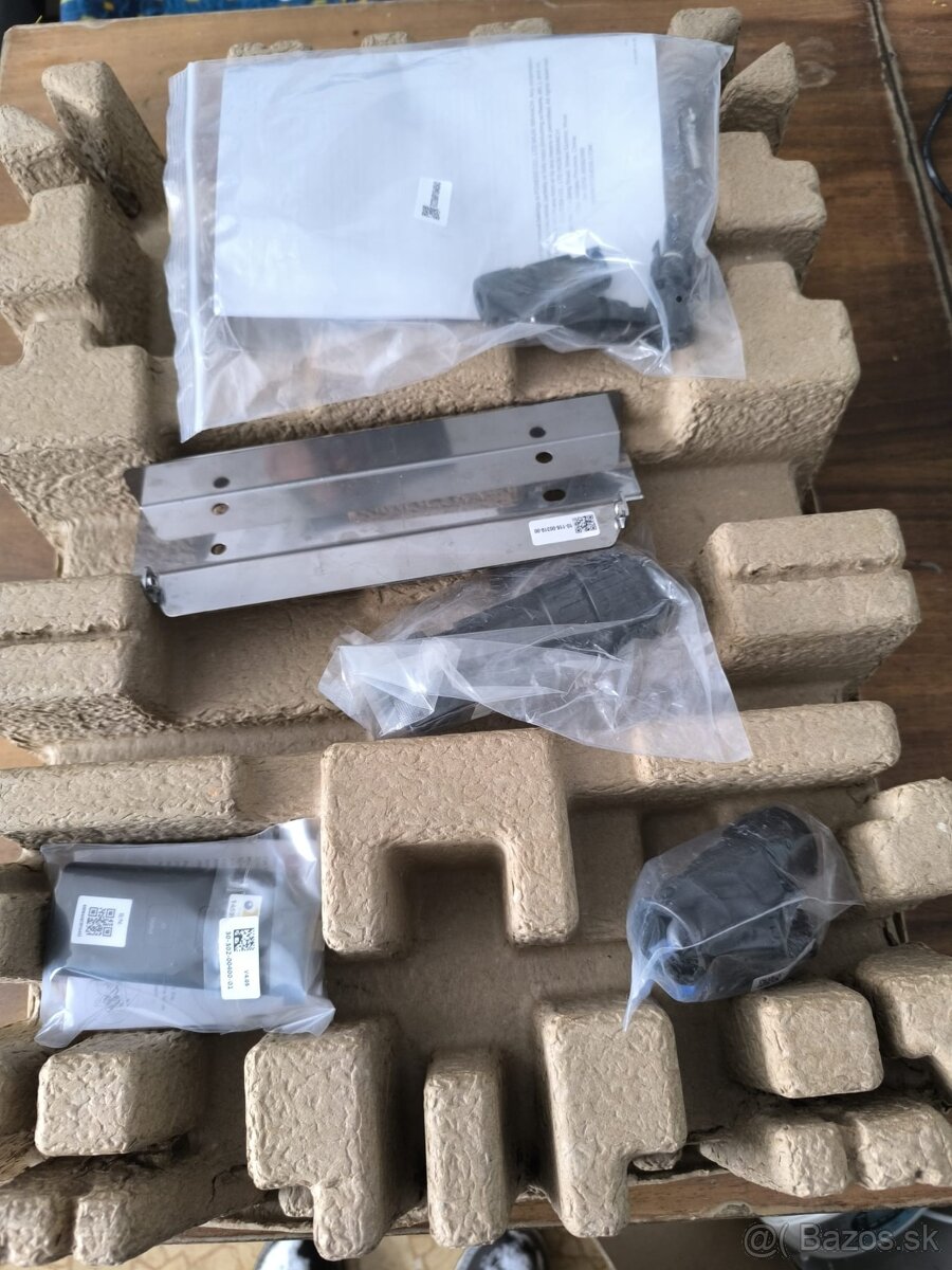 Predám solárny menič Foxess/T10-G3 10000w - 2