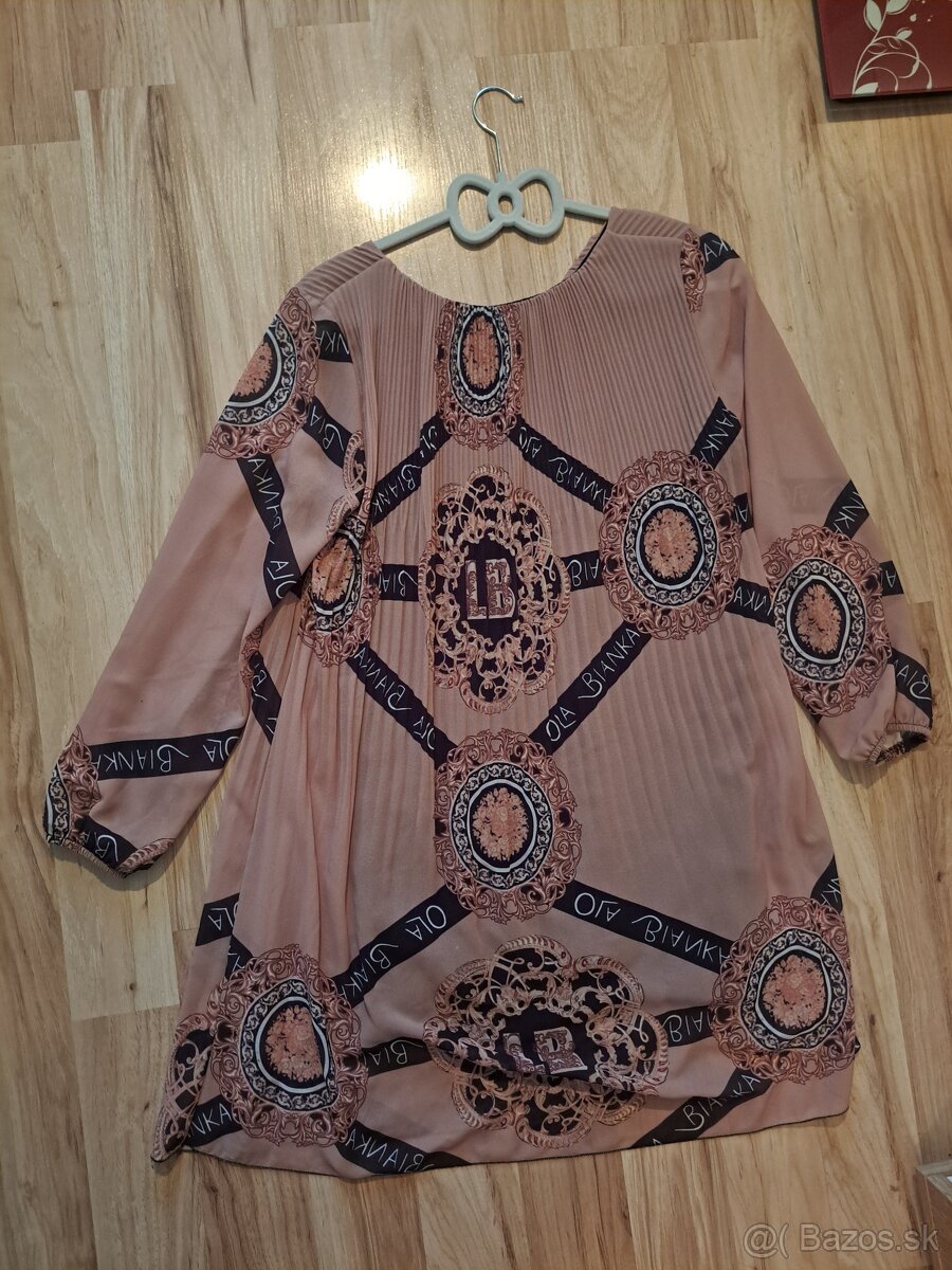 Dámske šaty - 2