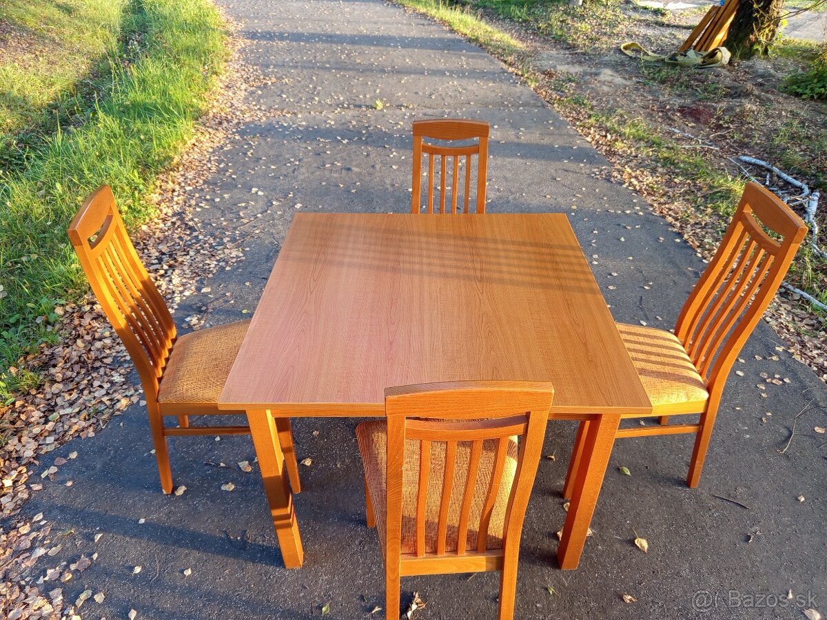 stôl jedálenský - 2