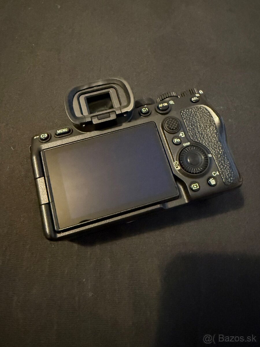 Sony A7IV - 2