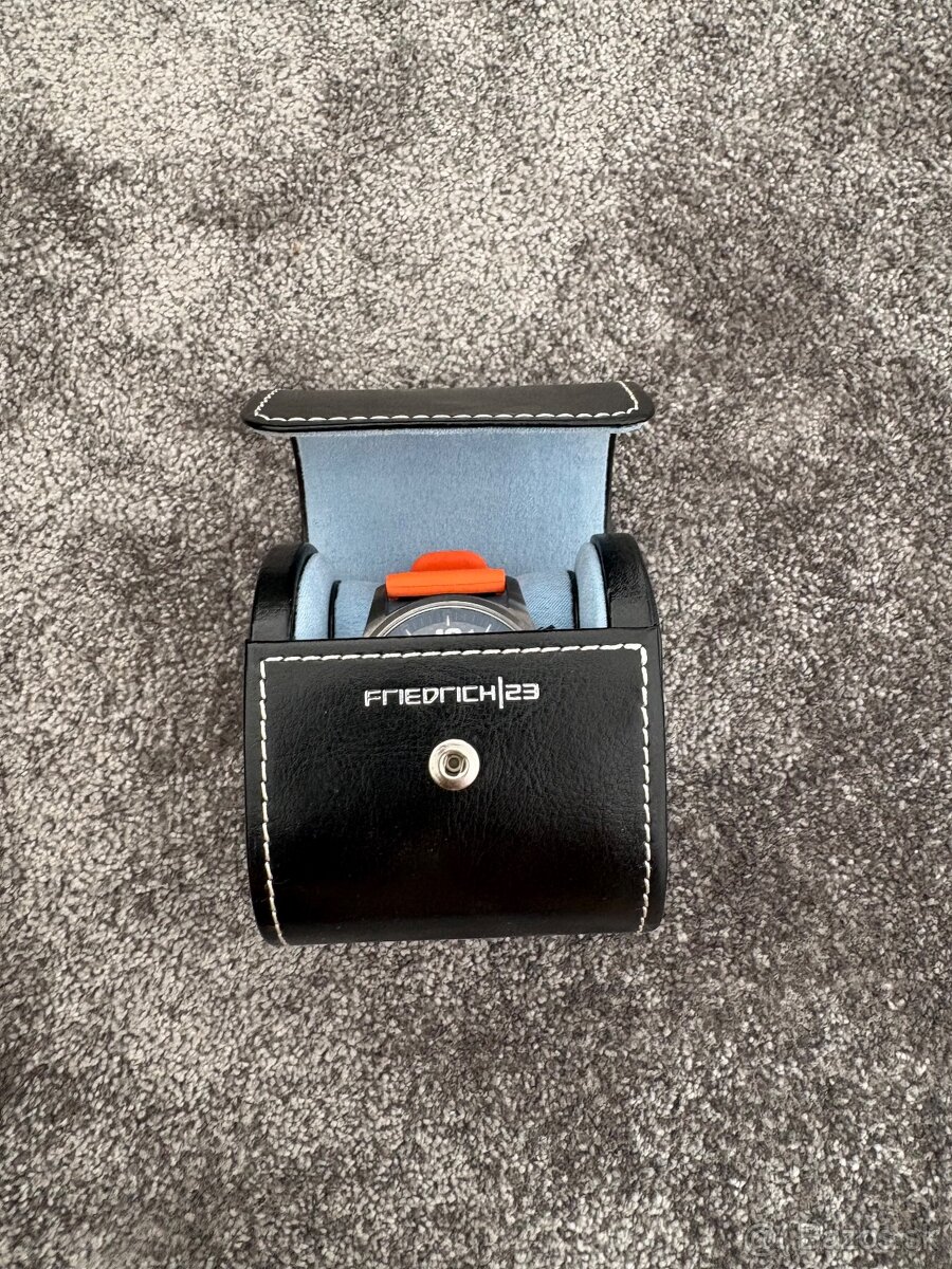 Luminox panske hodinky - 2
