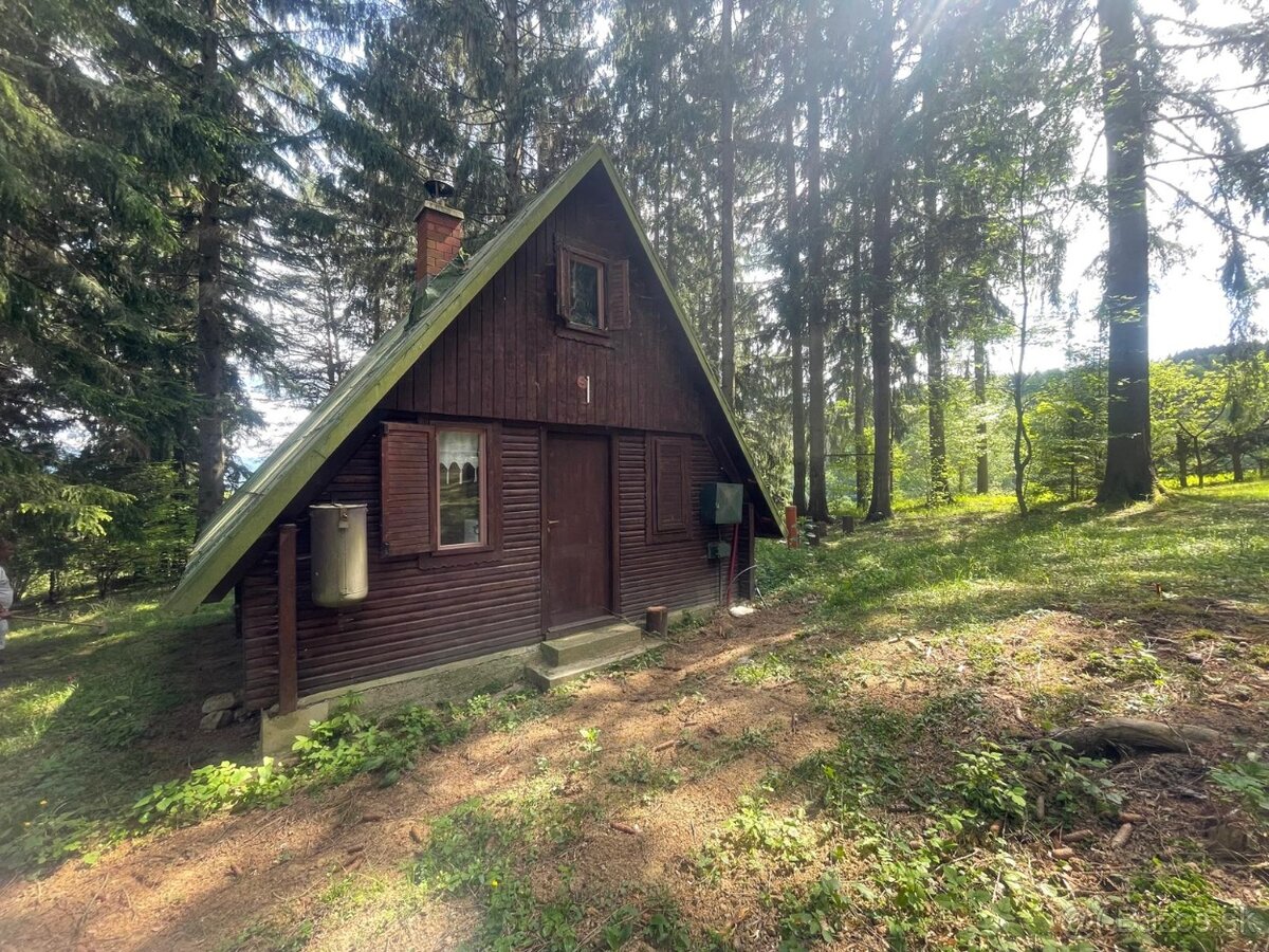 Útulná chata s pozemkom 193 m² + studňa, Bystrička - 2