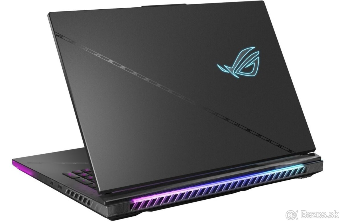 Asus ROG Strix Scar 18, RTX 4080, i9-13980HX Gaming laptop - 2