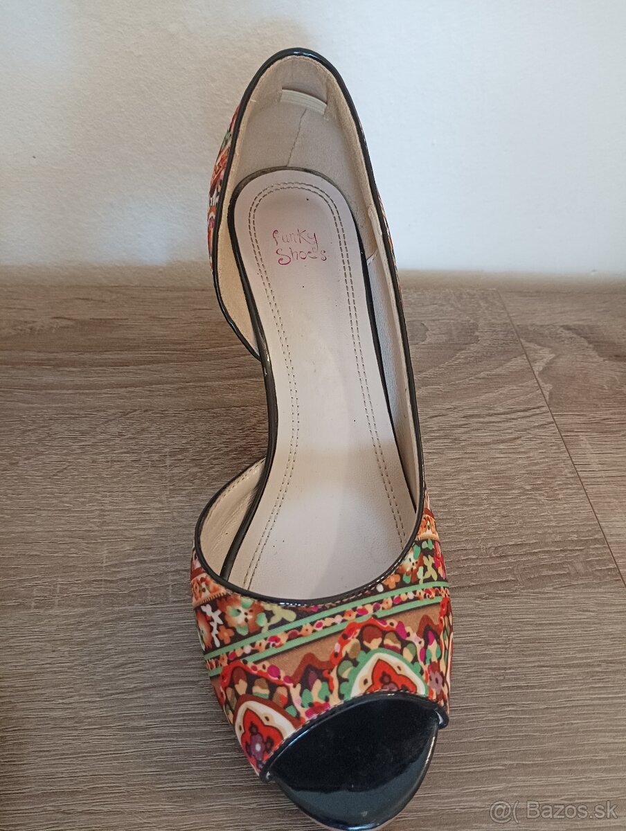 2x látkové lodičky č. 39, 38 a kožené č. 39 - 2