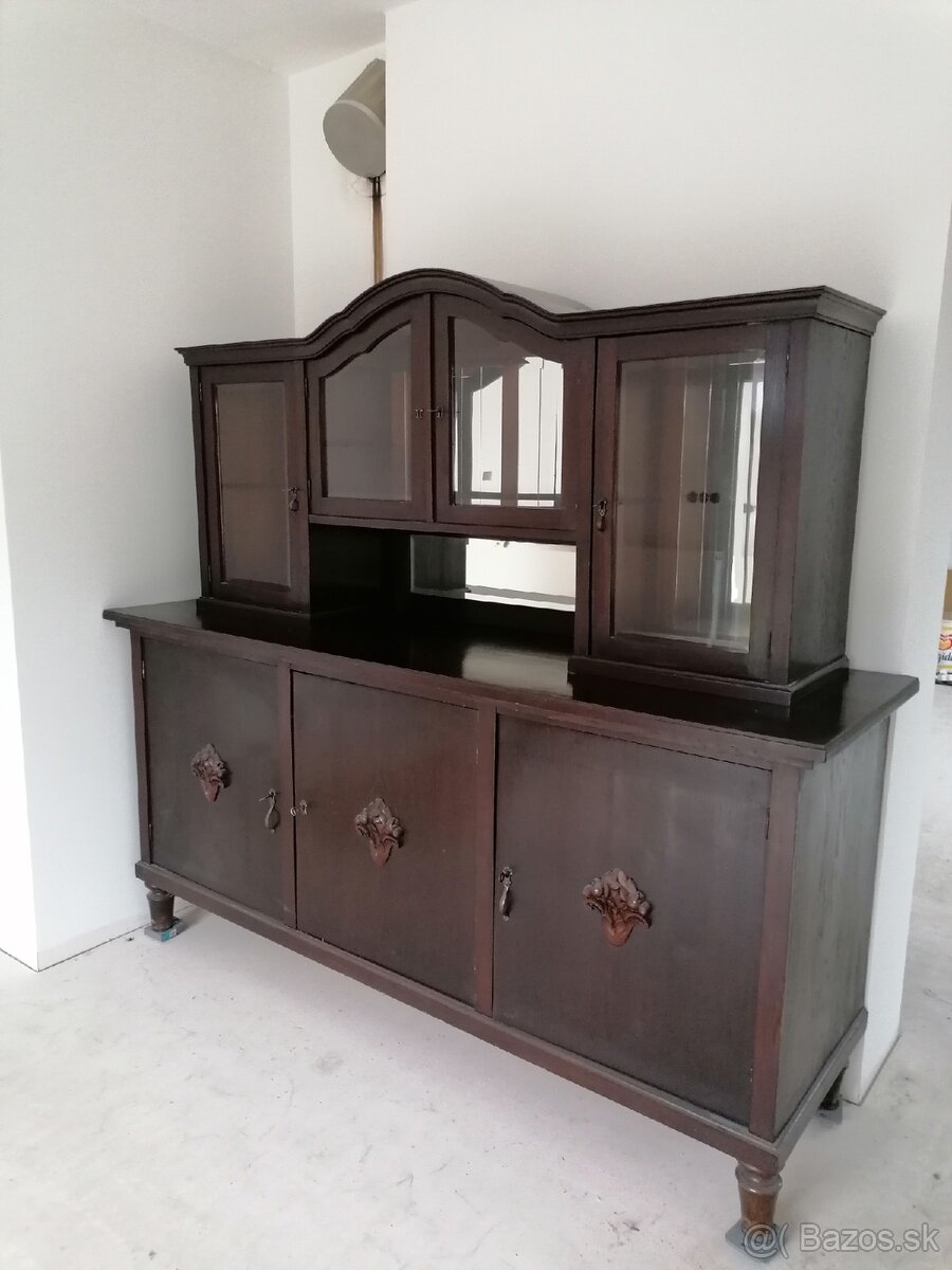 Predám starožitný nábytok - 2