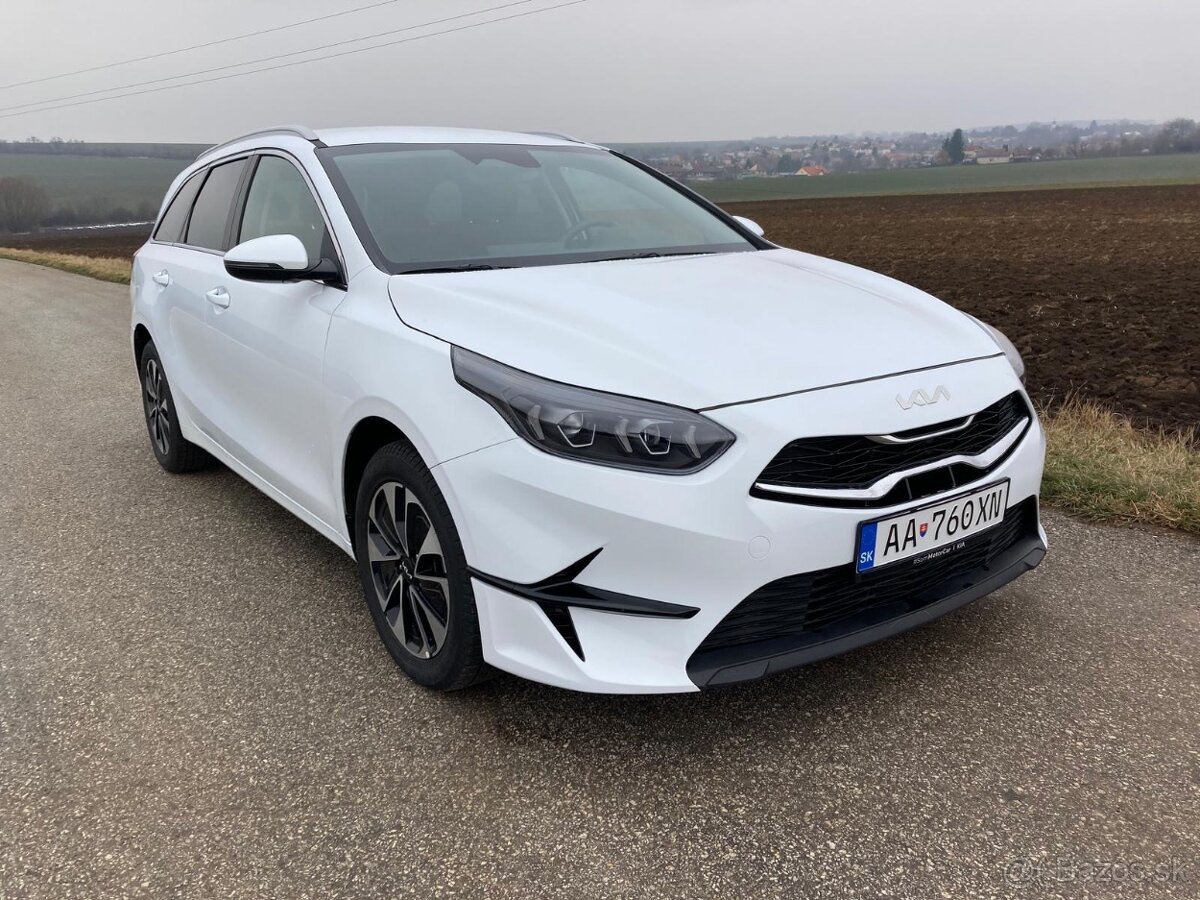 KIA Ceed SW 1.5 T-GDI Gold AUTOMAT - 2