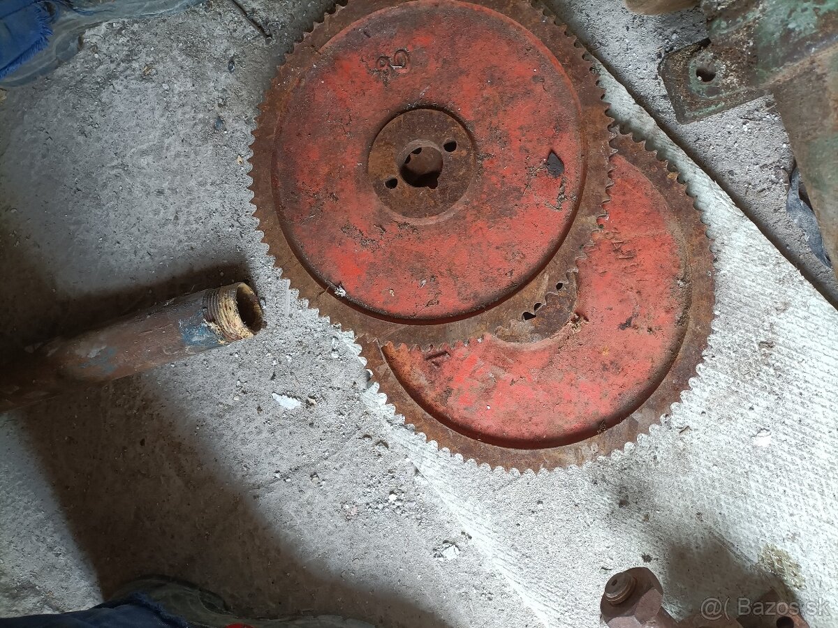 Ozubené kolečka,rozety ,remenice - 2