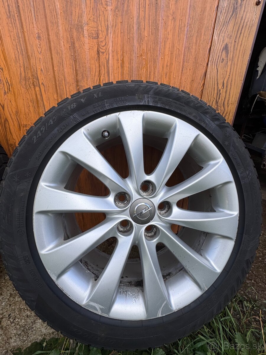 R18 Opel Insignia - 2