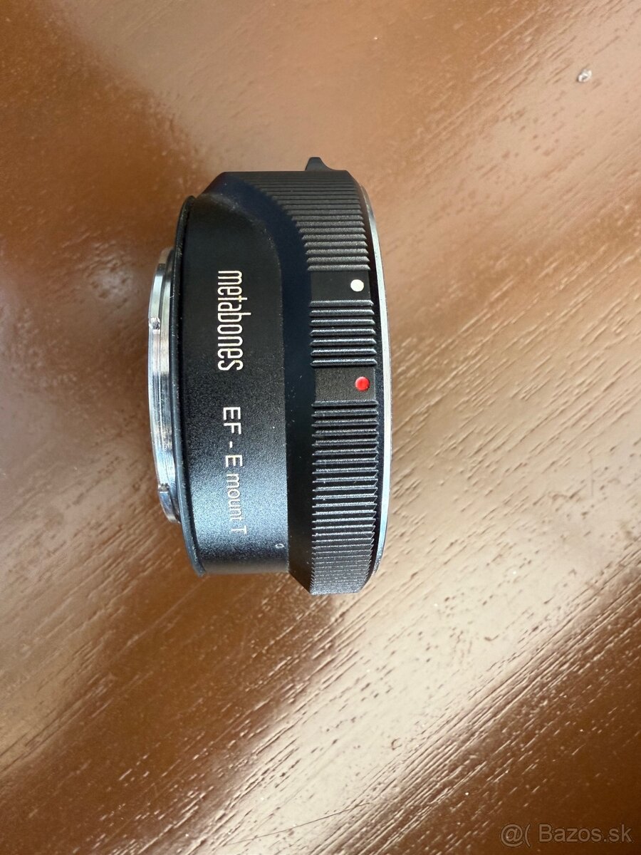Metabones adaptér z Canon EF na Sony E (Mark IV) - 2