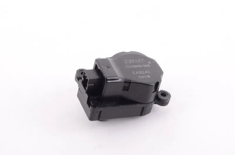 BMW E9...64119339246 - 2