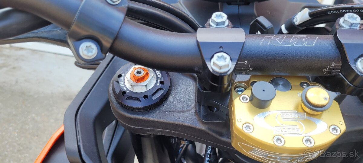 KTM 890 ADVENTURE Orange - 2