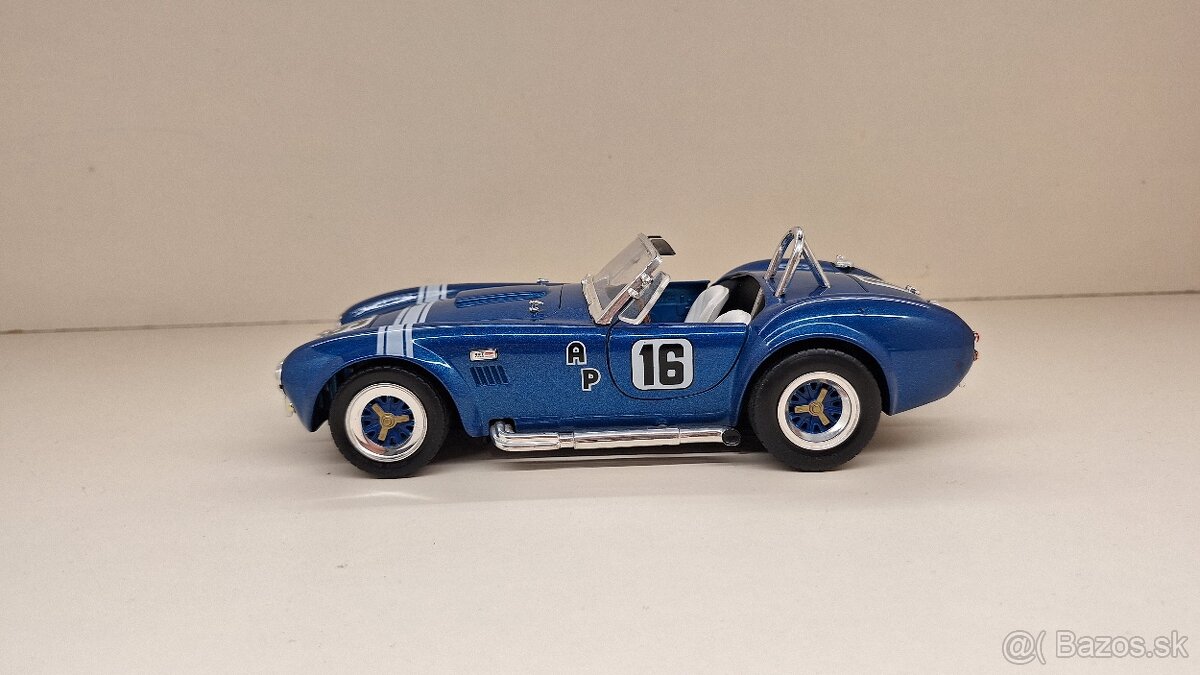 1:18 SHELBY COBRA 427S/C - 2