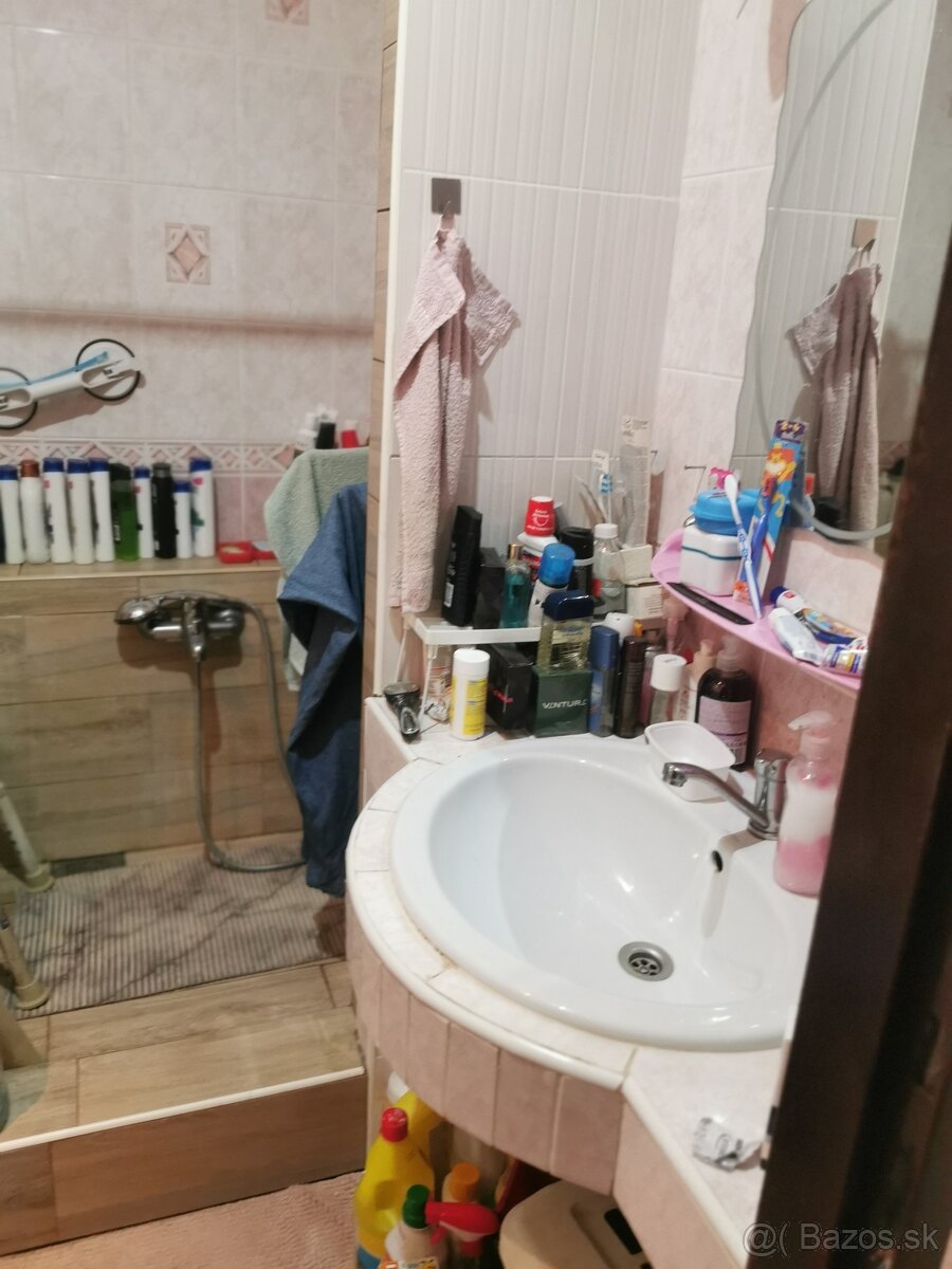 Kvp- veľký 3 izbový byt - 2